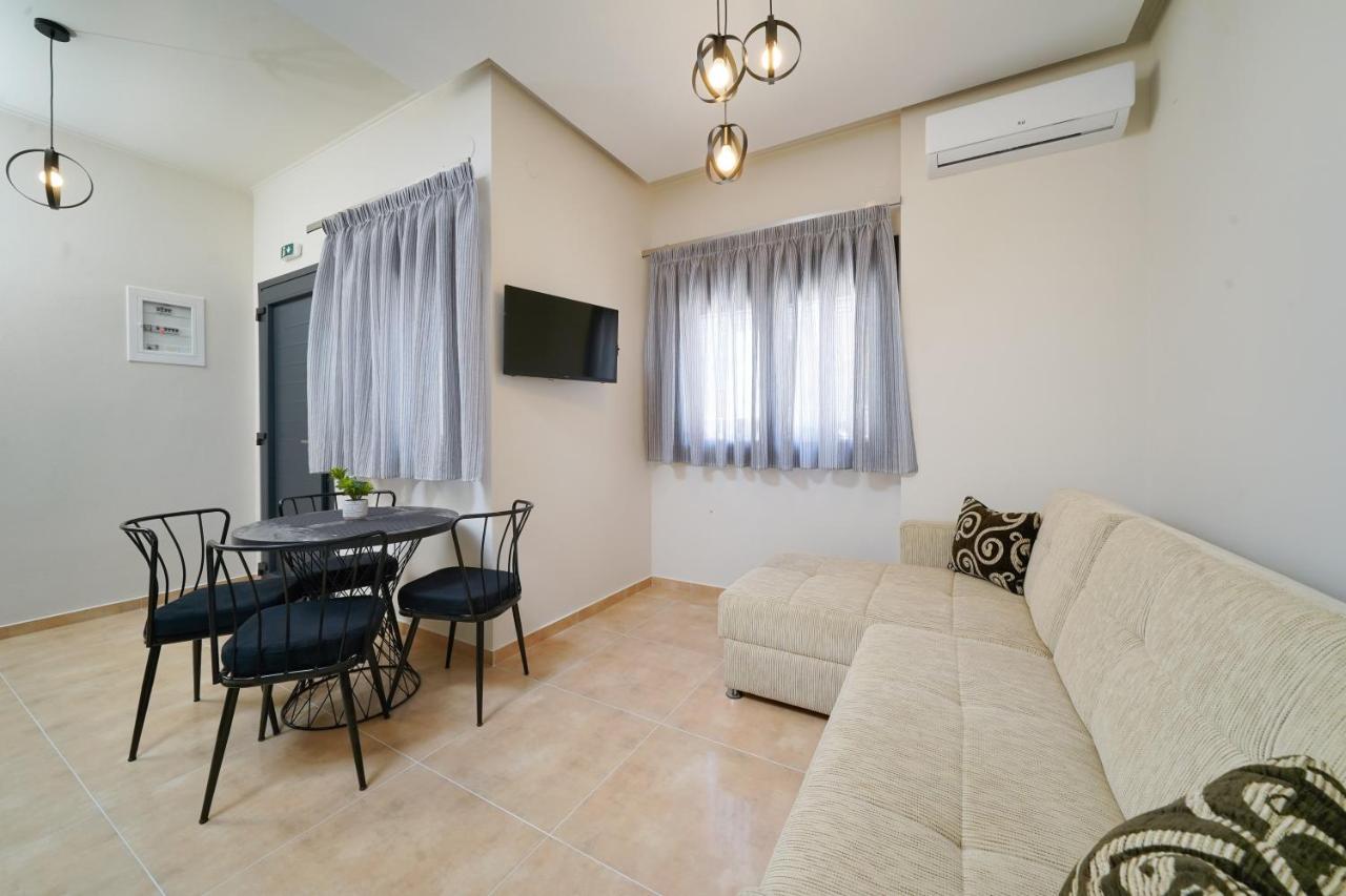 Giorgio Suites อัสโปรวาลตา ภายนอก รูปภาพ